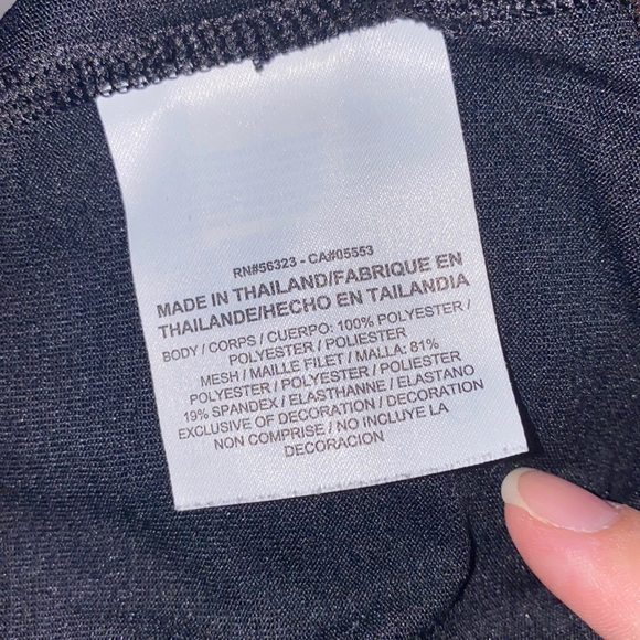 Nike Dri-Fit Black Tank Top Size Medium - Picture 6 of 7